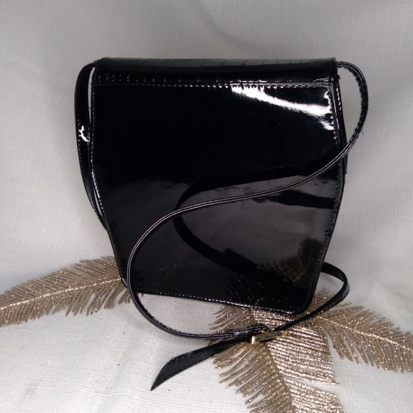 Koschi hexagon crossbody purse - Picture 3 of 4